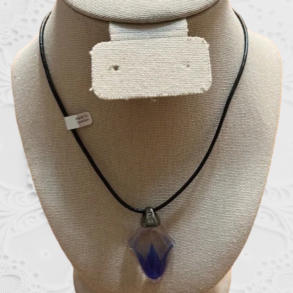 Mats Jonasson Blue Tulip Necklace - Picture 2 of 7